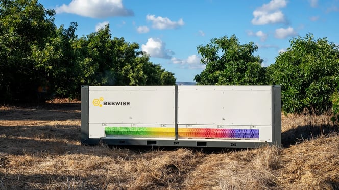 Hardware-as-a-service (HaaS) Beewise autonomous beehives