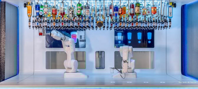 Hardware-as-a-service Makr Shakr robotic bartending systems