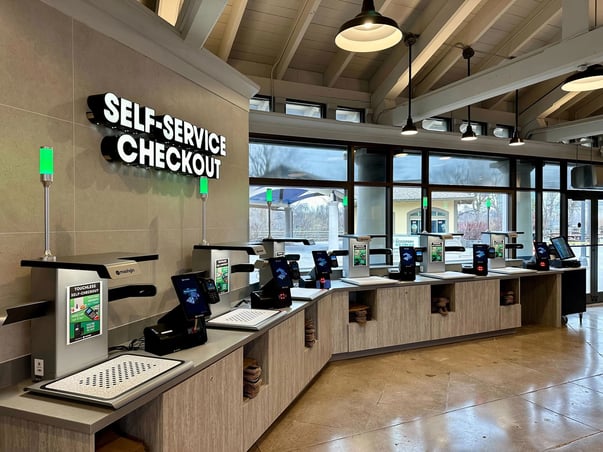 Hardware-as-a-service (HaaS) Mashgin AI-powered self-checkout kiosks
